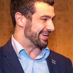 Dr Ben  Laws